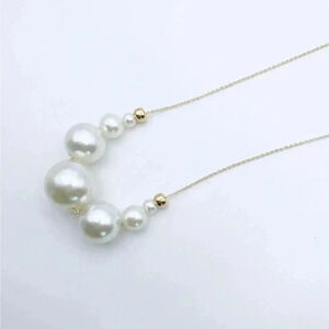 PEARL Beaded Necklace